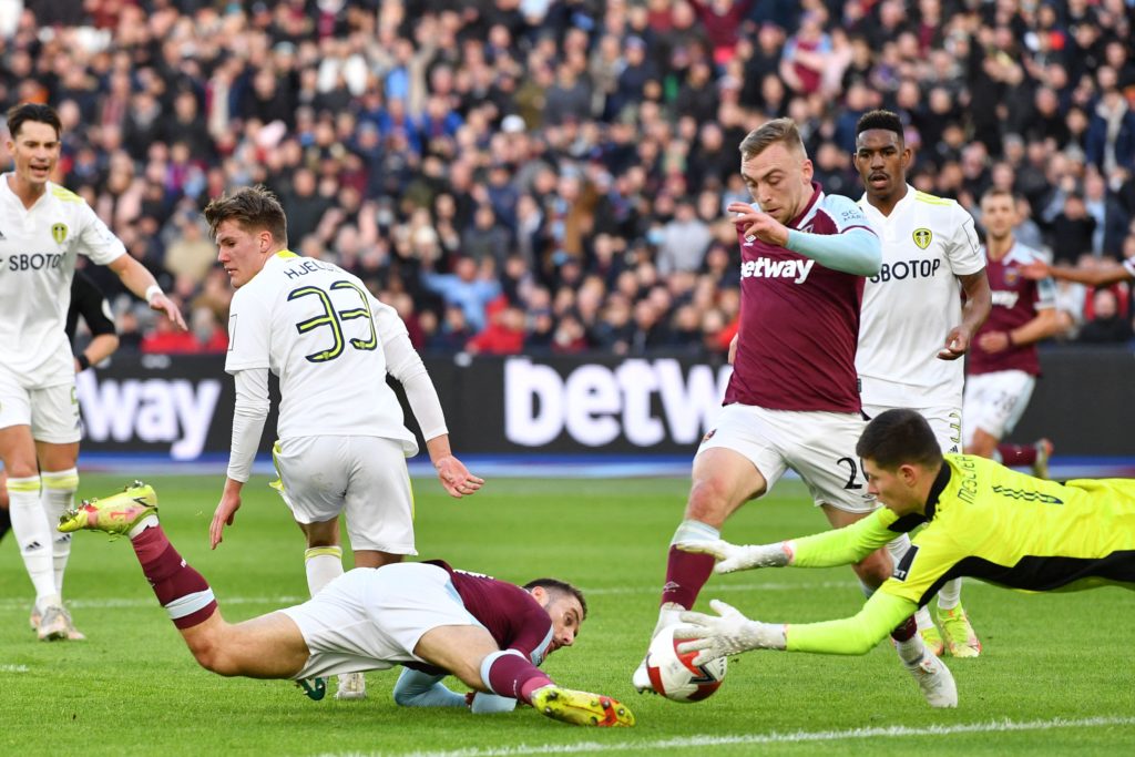 FBL-ENG-FA CUP-WEST HAM-LEEDS