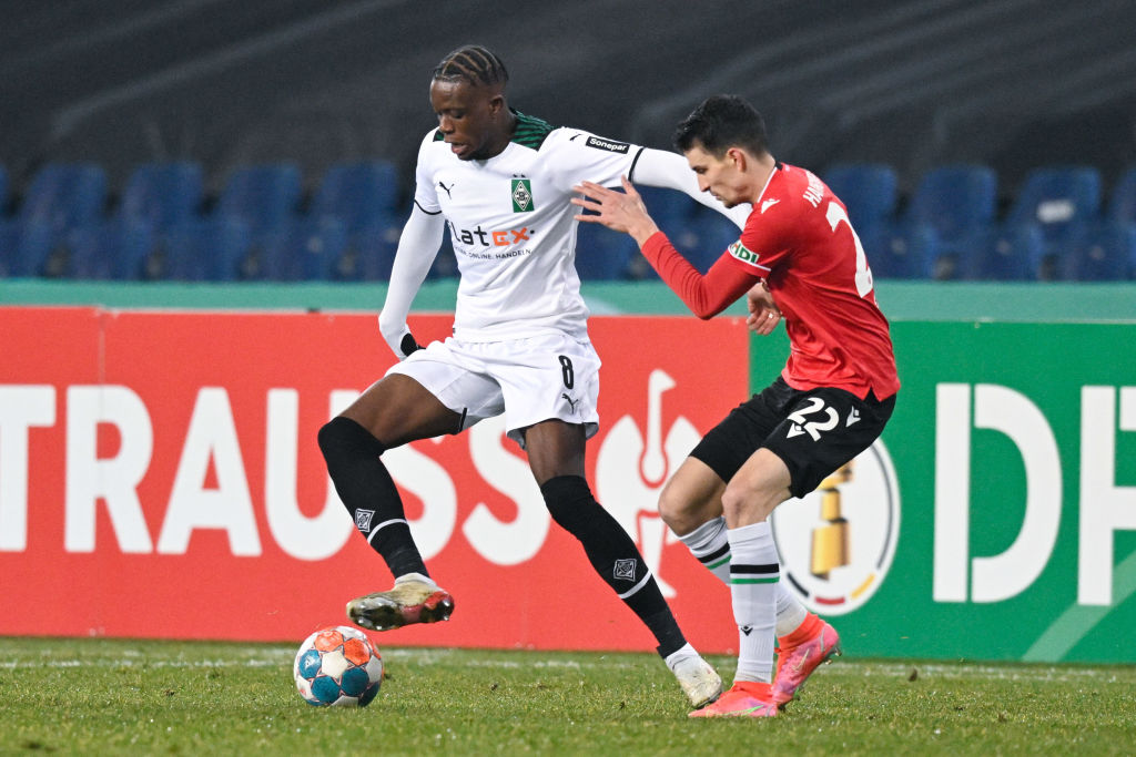 Hannover 96 v Borussia Mönchengladbach - DFB Cup: Round of Sixteen