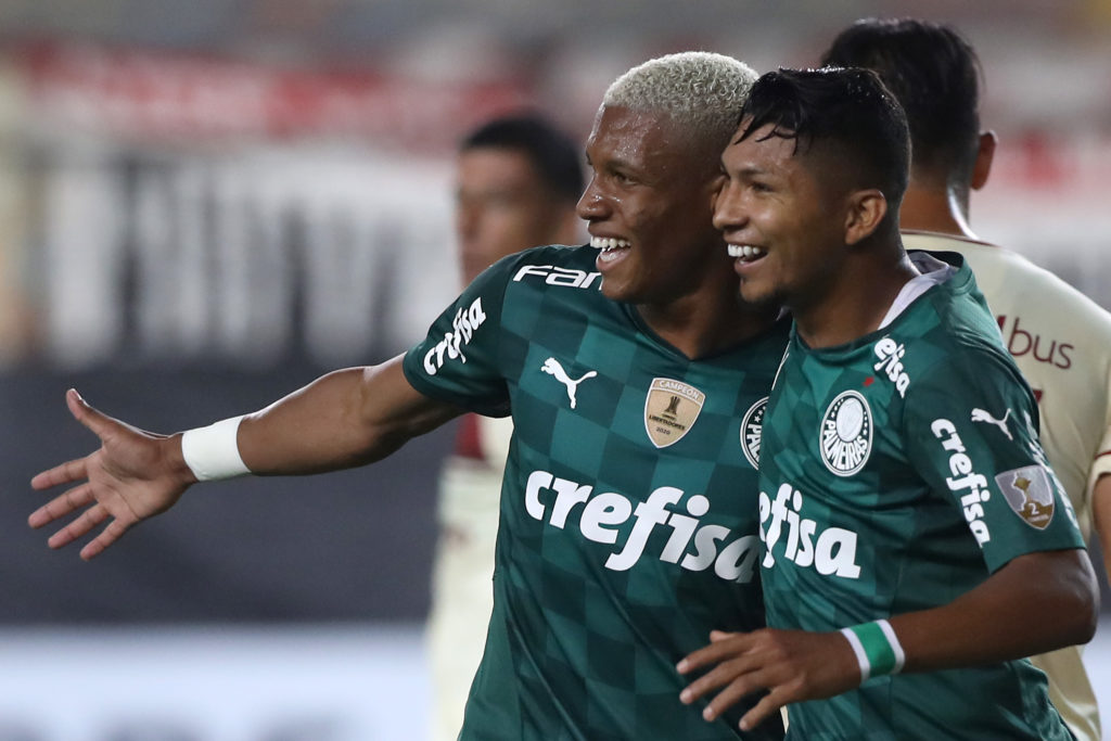 Universitario v Palmeiras - Copa CONMEBOL Libertadores 2021