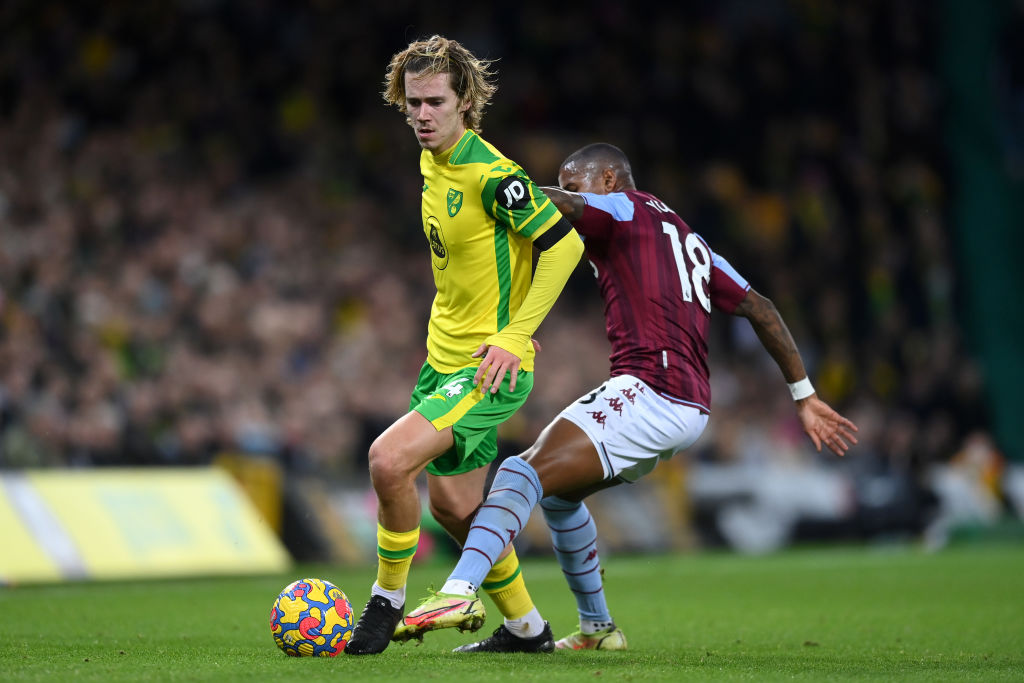 Norwich City v Aston Villa - Premier League