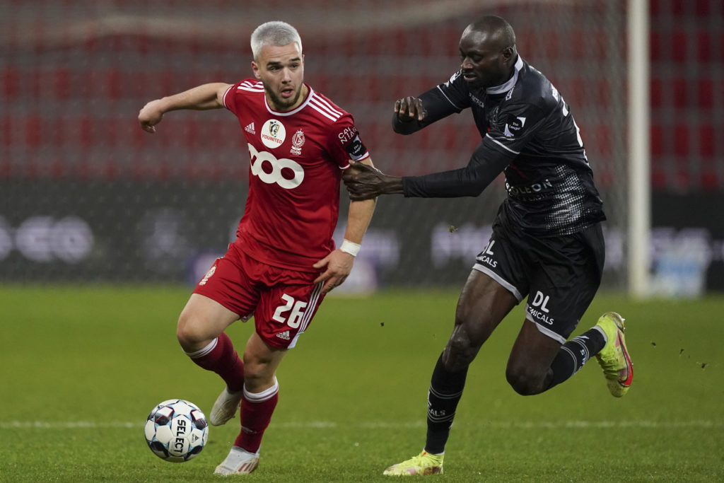 2021-12-26 Standard Liège v SV Zulte Waregem - Jupiler Pro League