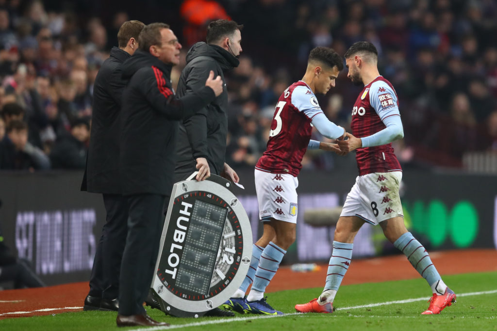 Aston Villa v Manchester United - Premier League
