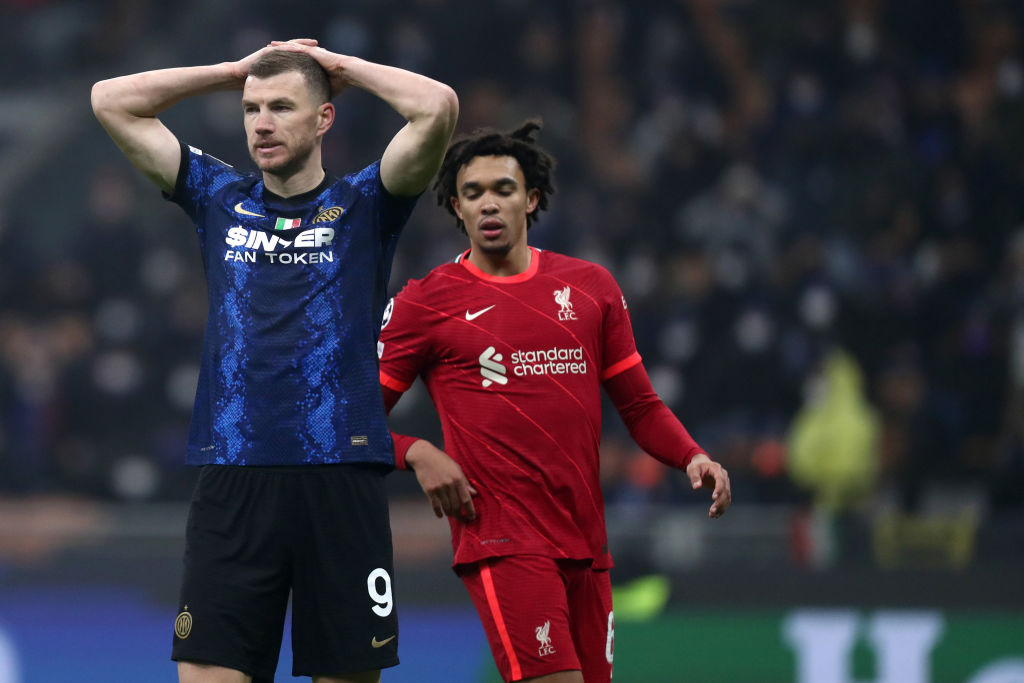 Inter v Liverpool FC: Round Of Sixteen Leg One - UEFA Champions League