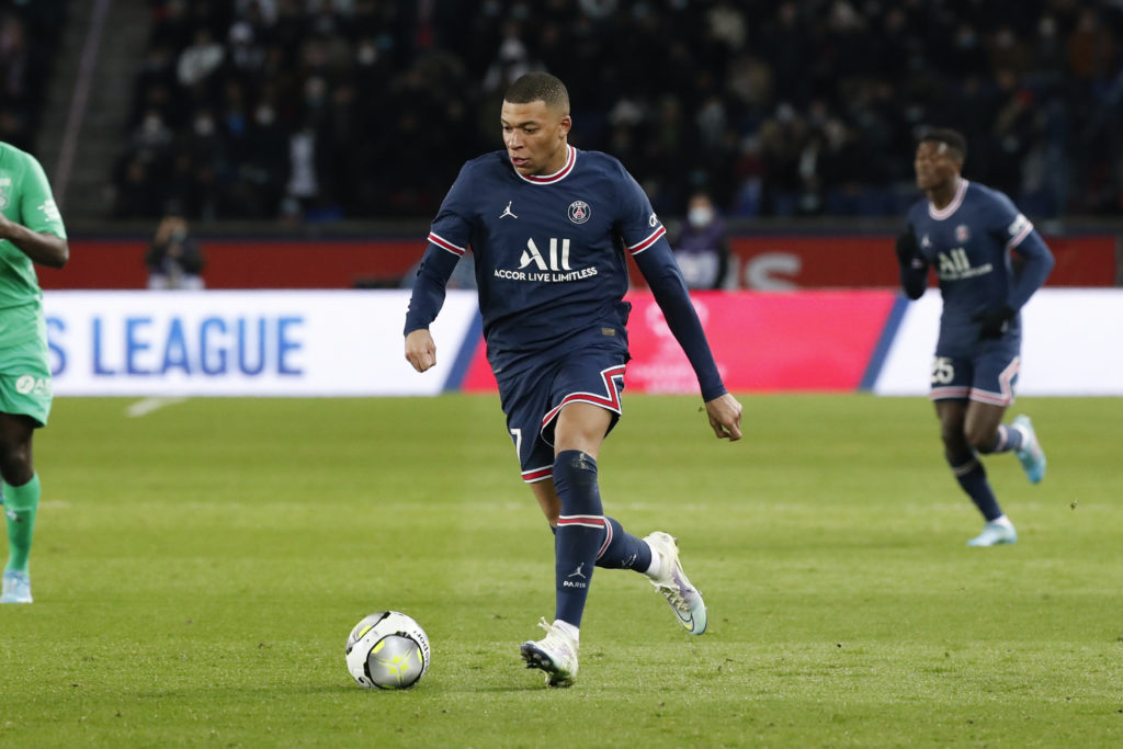 Paris Saint Germain v AS Saint-Etienne - Ligue 1 Uber Eats
