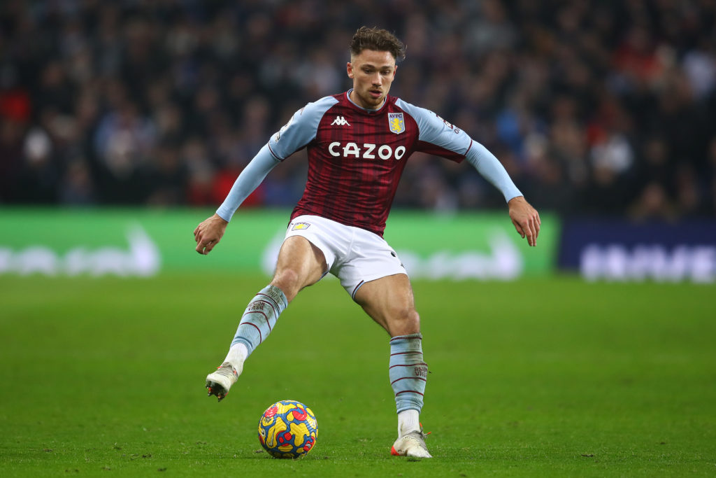 Aston Villa v Manchester United - Premier League