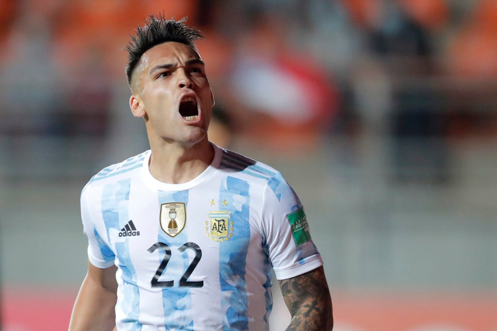 Chile v Argentina - FIFA World Cup Qatar 2022 Qualifier