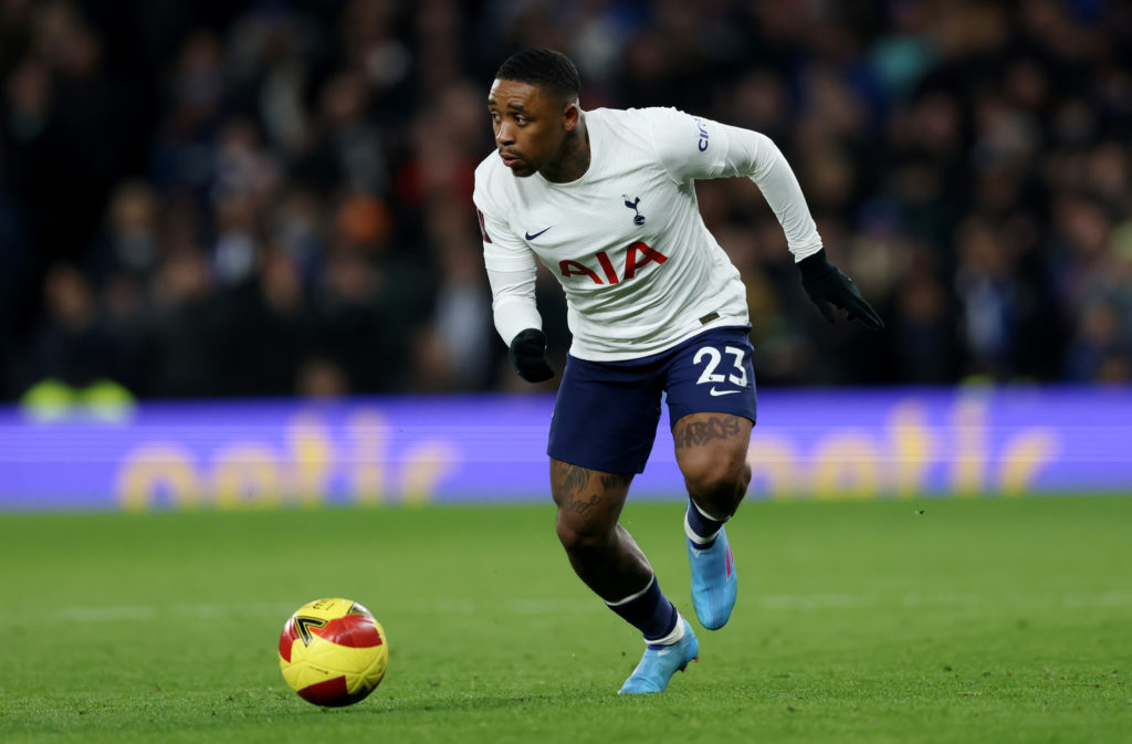 Steven Bergwijn says he is leaving Tottenham Hotspur this summer