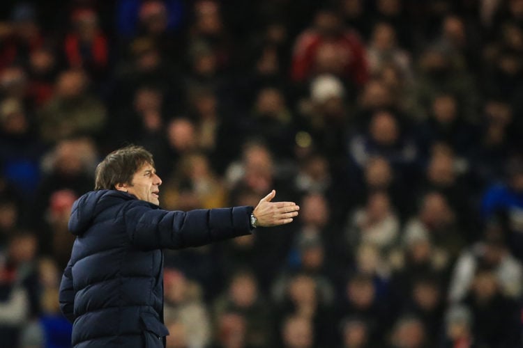 'Again': TalkSPORT pundit spotted Antonio Conte doing something very worrying on the touchline last night