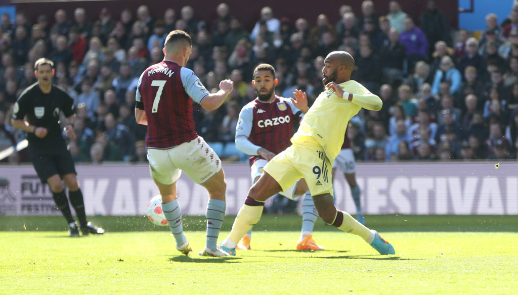 Aston Villa v Arsenal - Premier League