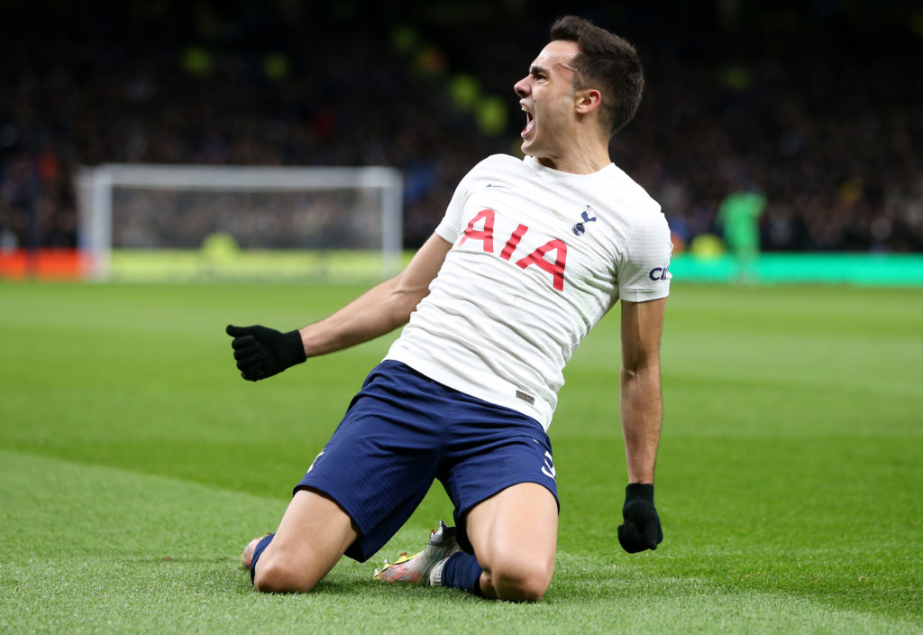 Tottenham Hotspur v Leeds United - Premier League