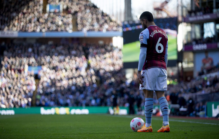 Report: Aston Villa could now sell Arsenal target Douglas Luiz