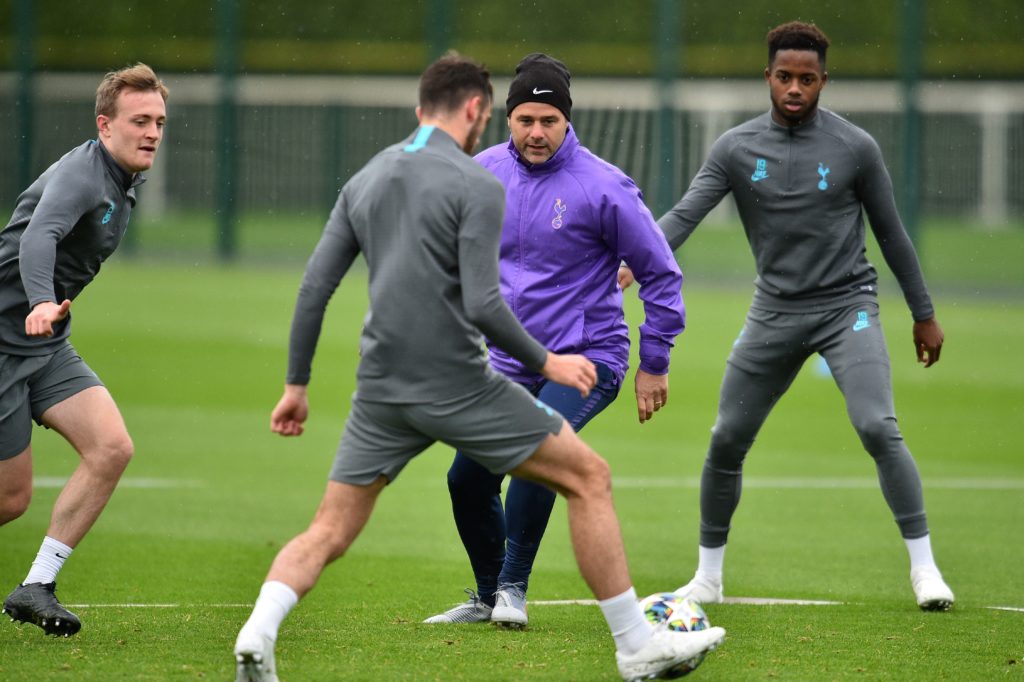 FBL-EUR-C1-TOTTENHAM-TRAINING