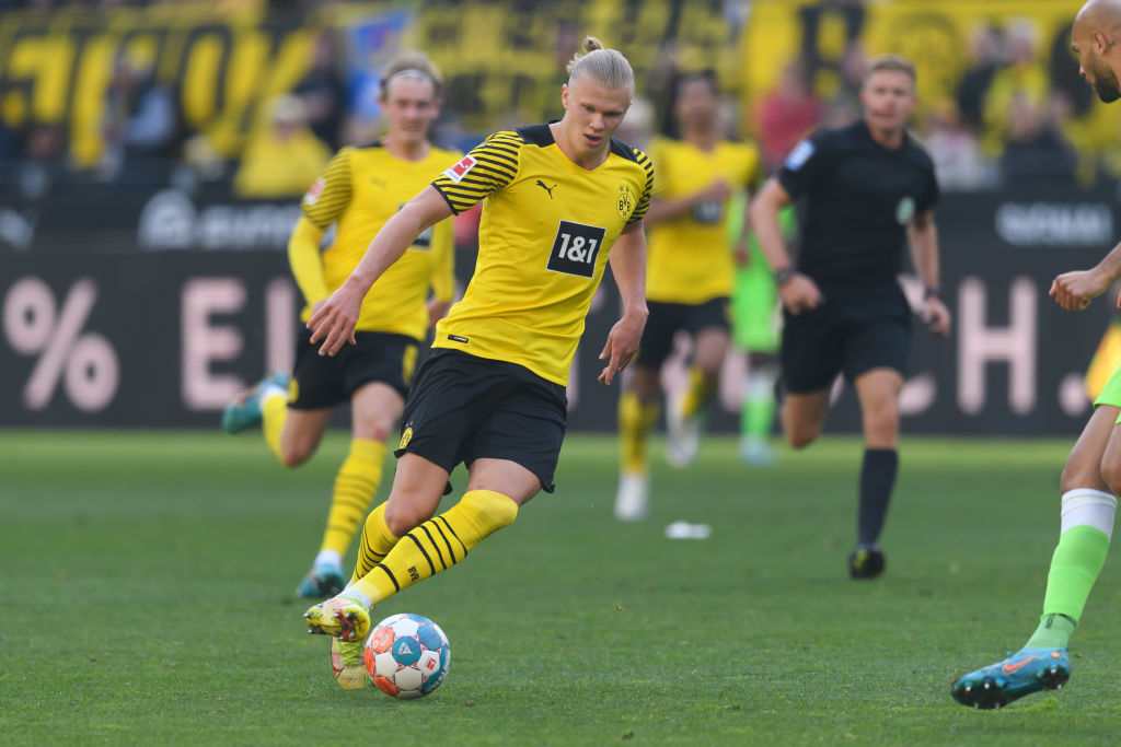 Borussia Dortmund v VfL Wolfsburg - Bundesliga