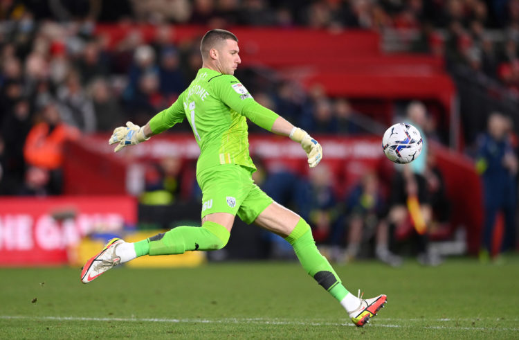 Report: West Ham decided against move for Spurs target Sam Johnstone