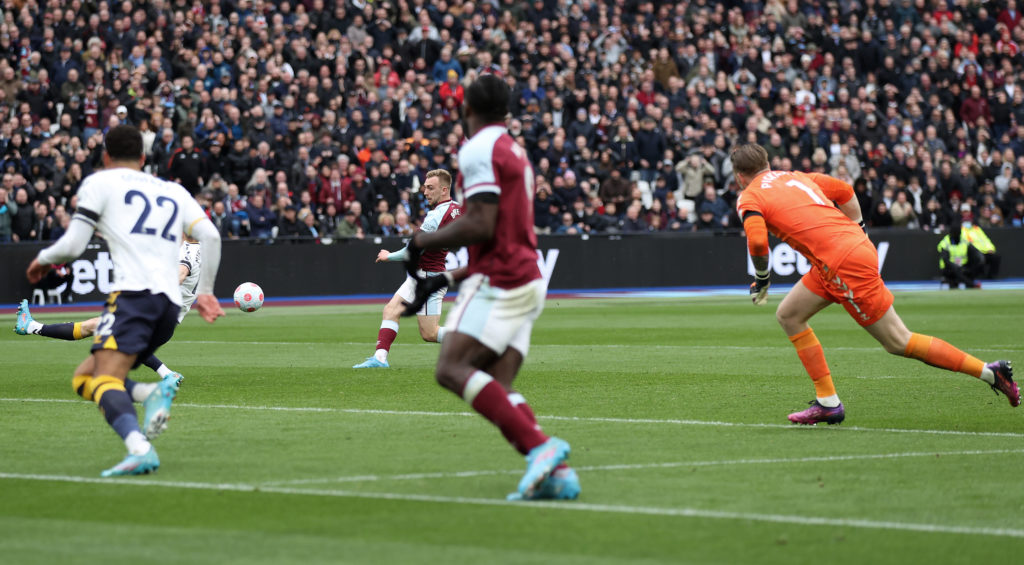 West Ham United v Everton - Premier League
