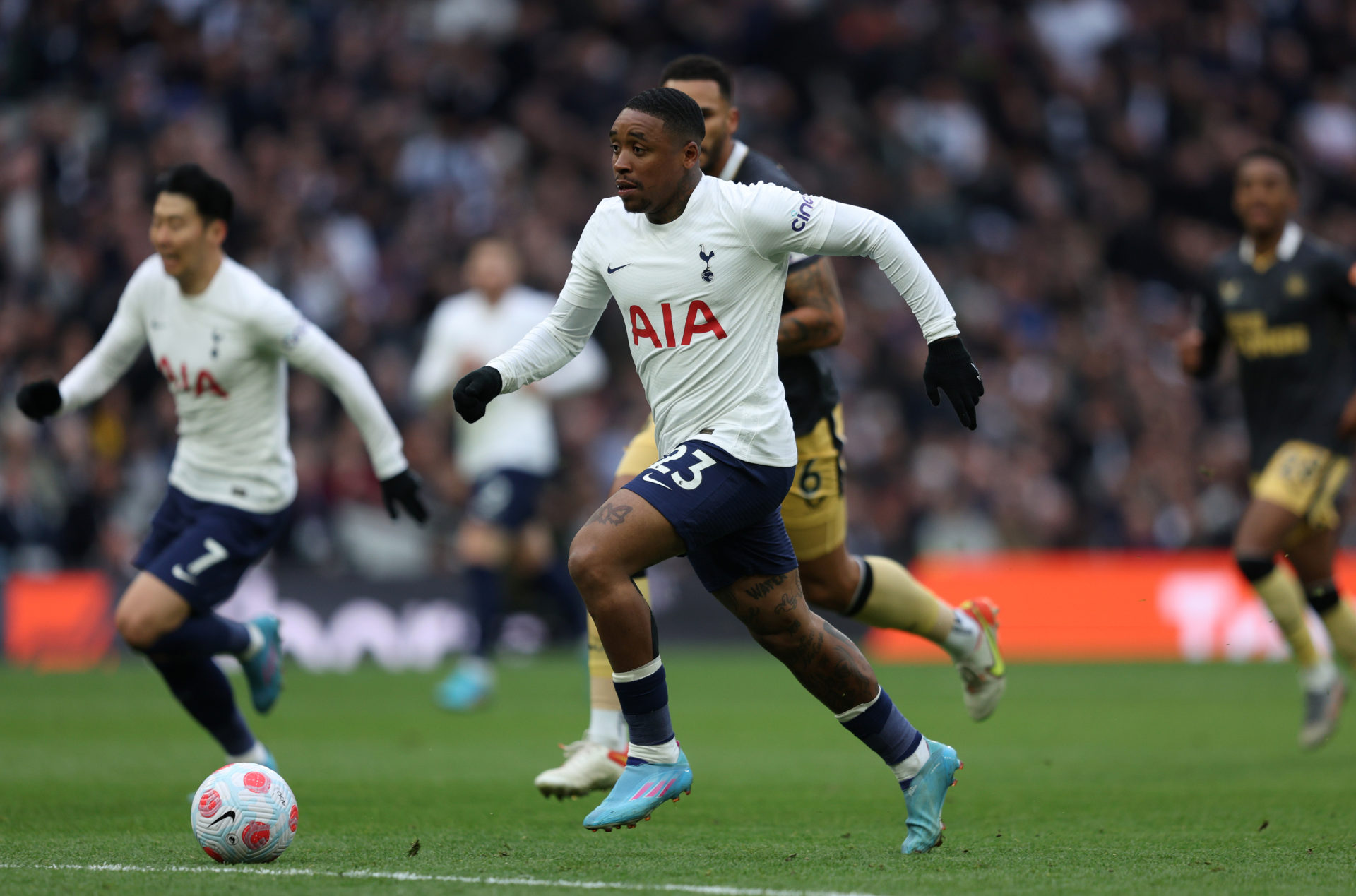 Gold suggests Conte would want Steven Bergwijn to stay at Spurs