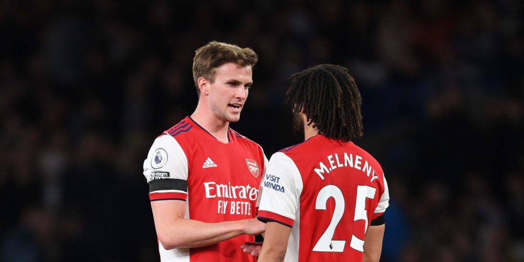 Arteta Holding Elneny