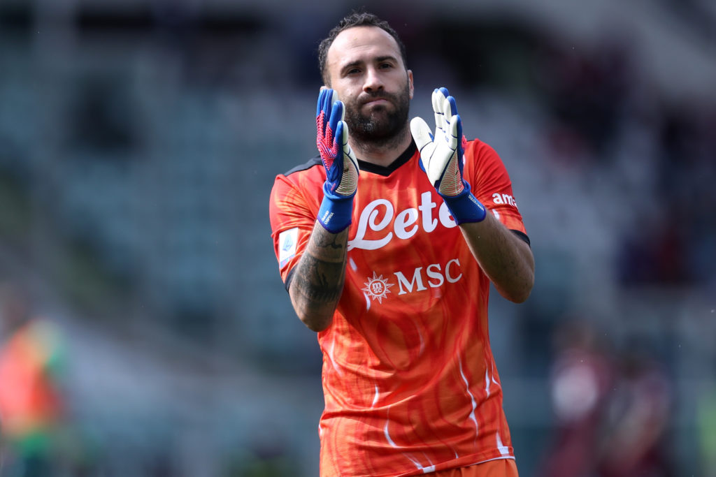 David Ospina of Ssc Napoli  greets the fans at the end of