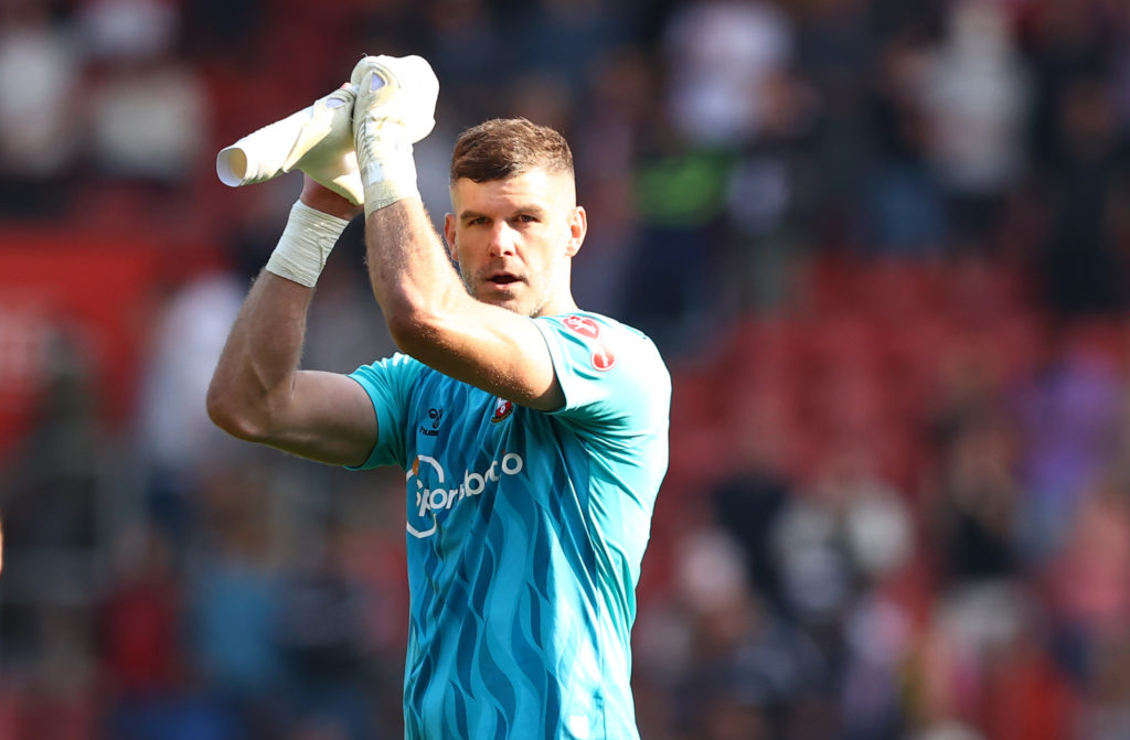 Tottenham reach agreement with Fraser Forster