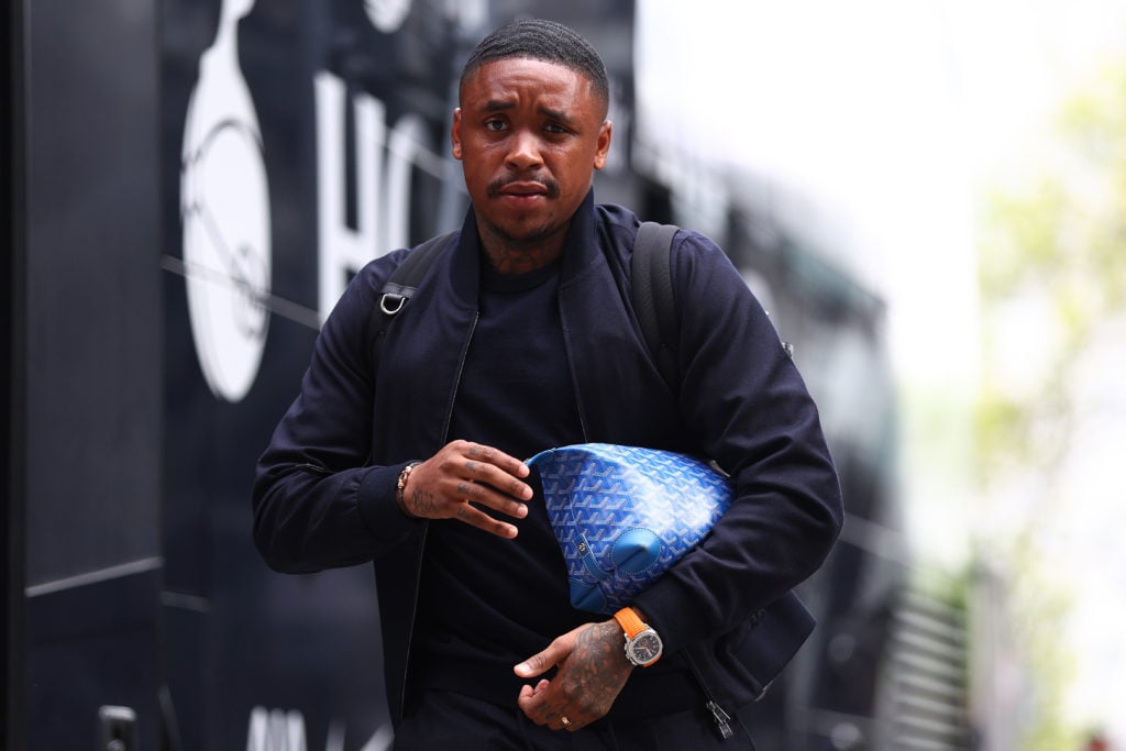 Ajax to break transfer record to sign Bergwijn