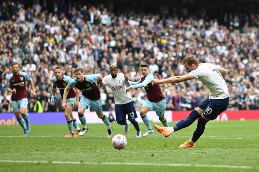 Tottenham Hotspur v Burnley - Premier League