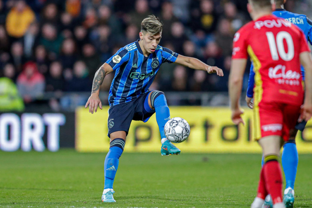 Arsenal Lisandro Martinez bid