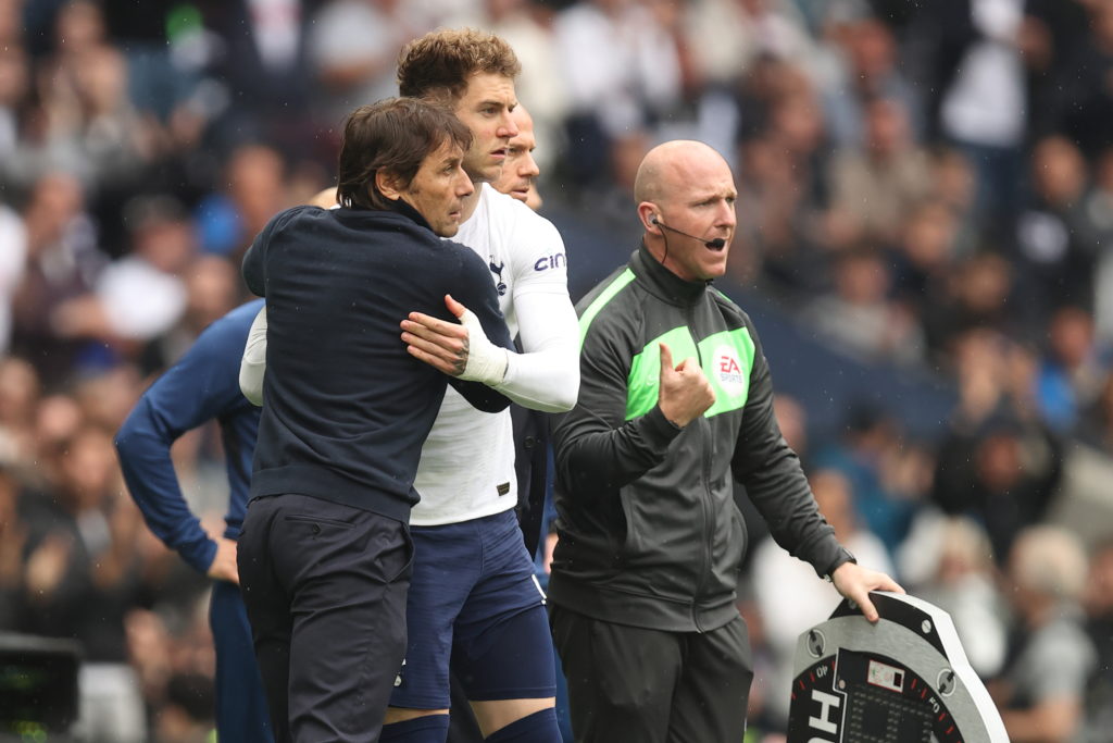 Tottenham Hotspur v Burnley - Premier League