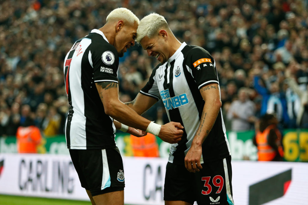 Newcastle United v Arsenal - Premier League