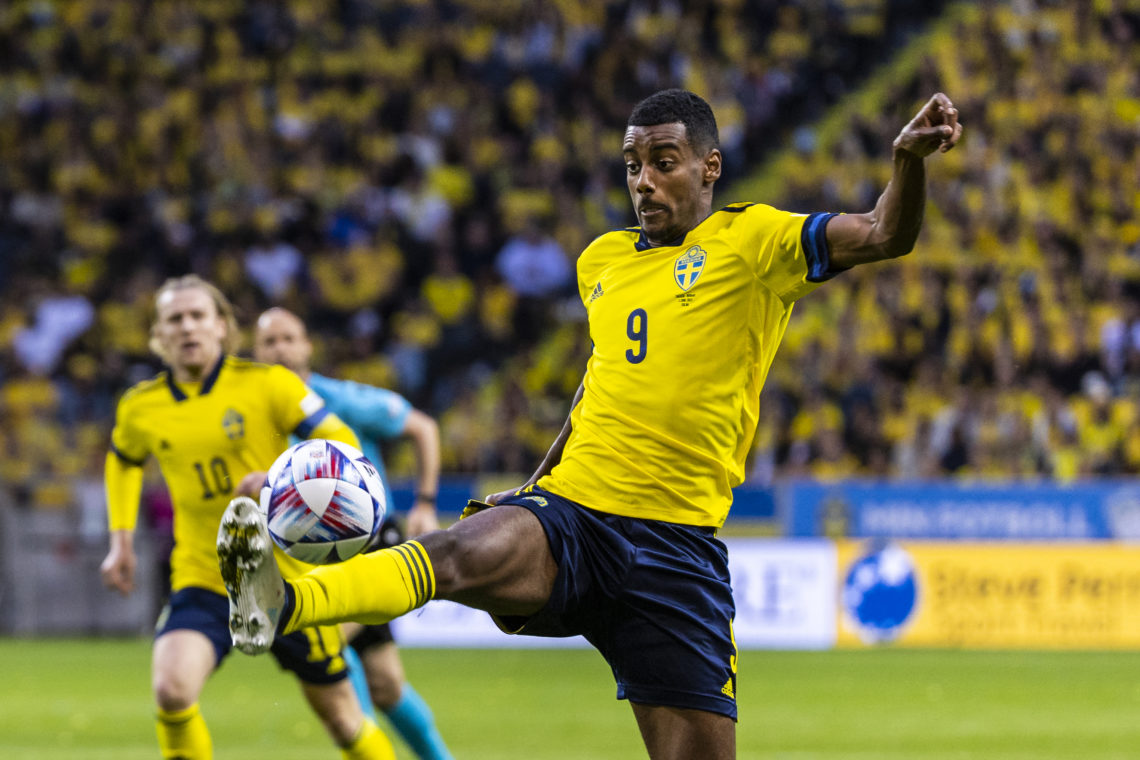 Report: Alexander Isak keeps being mentioned in Newcastle transfer talks