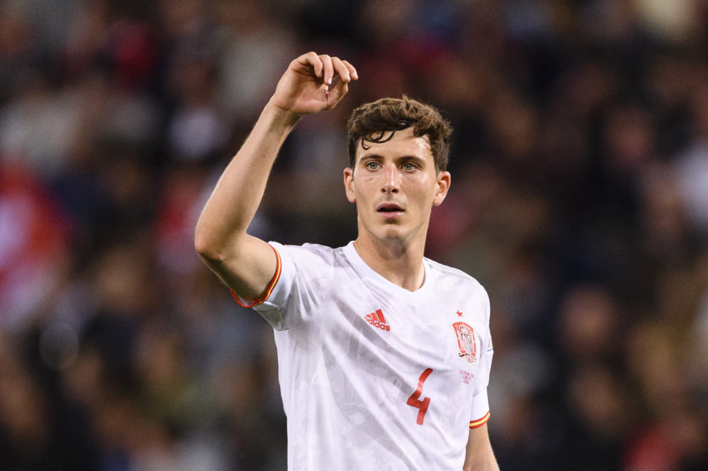 Aston Villa Pau Torres