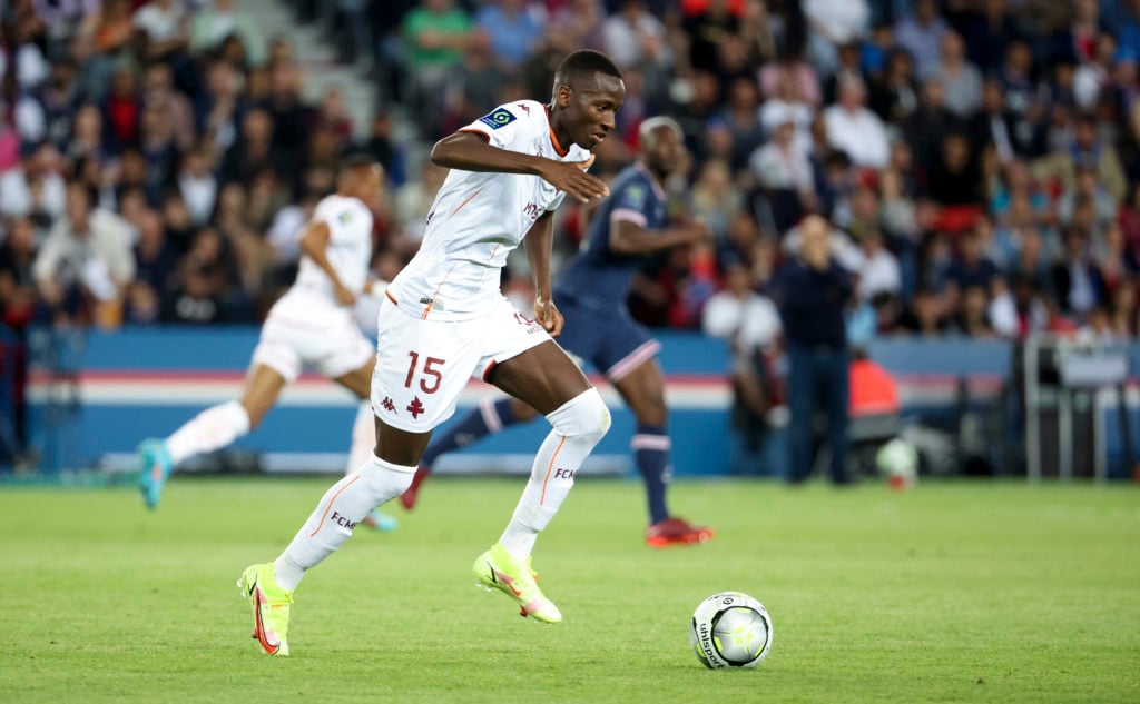 Paris Saint-Germain v FC Metz - Ligue 1