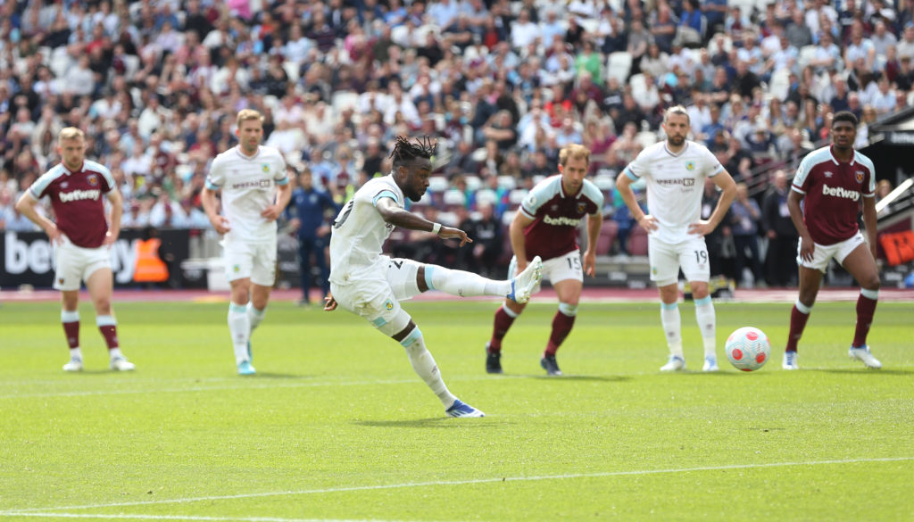 West Ham United v Burnley - Premier League