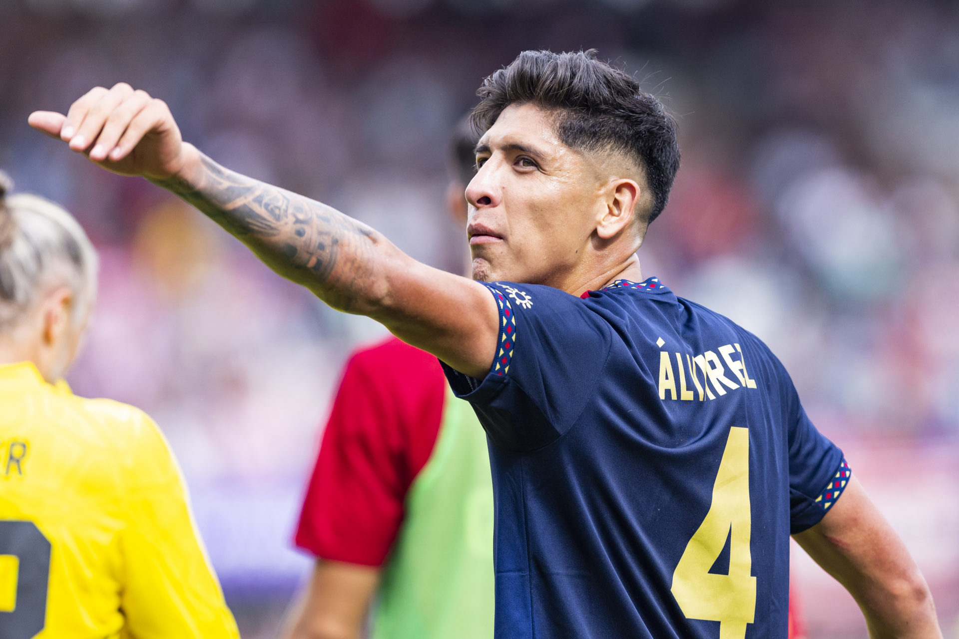 Arsenal want Alvarez