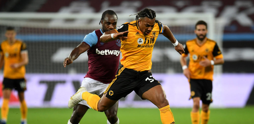 Michail Antonio stronger than Adama Traore