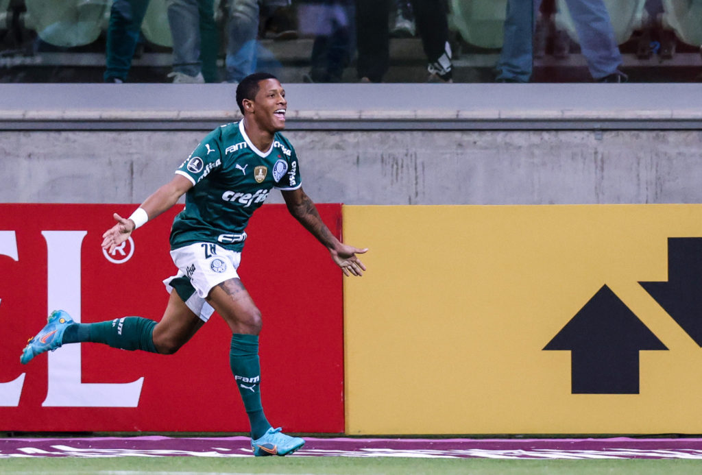 Arsenal want to sign Danilo