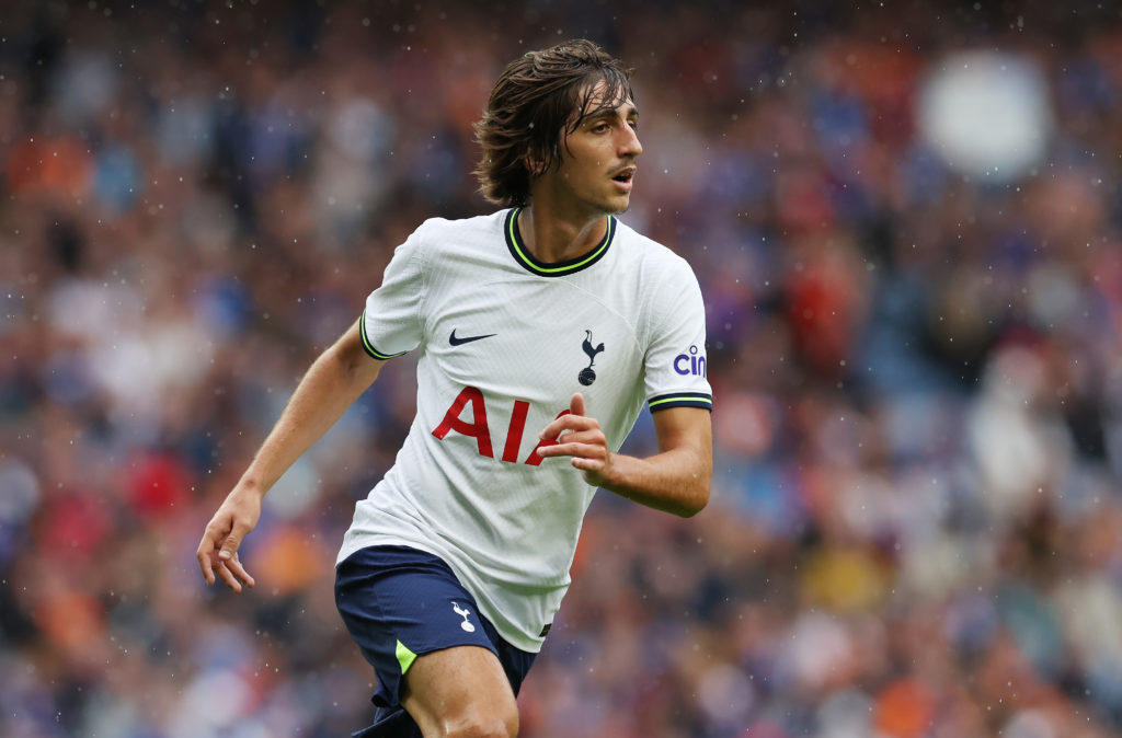 Tottenham hope to agree Gil deal
