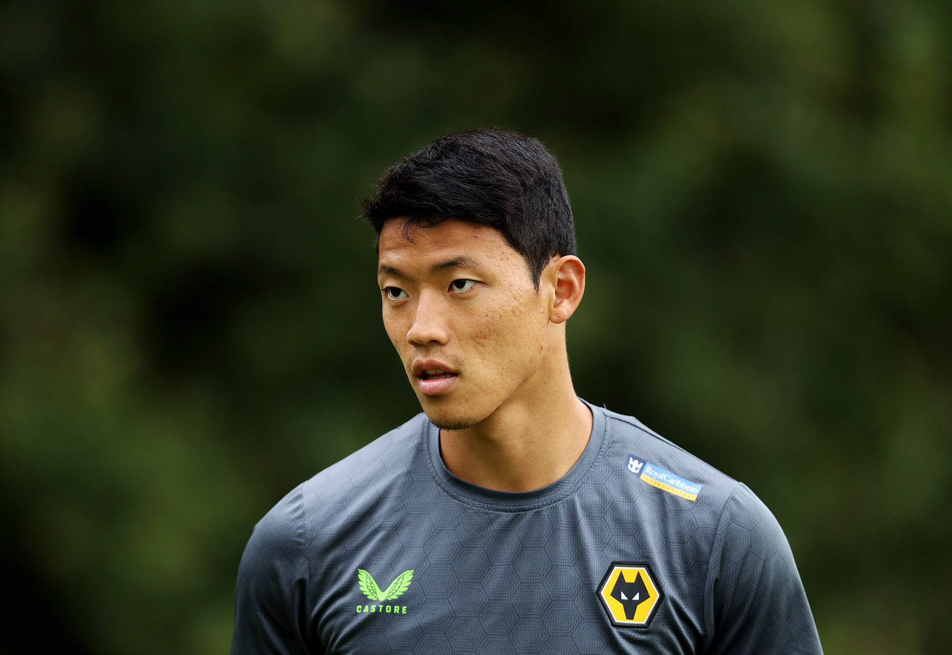Everton spoken to Wolves about Hwang