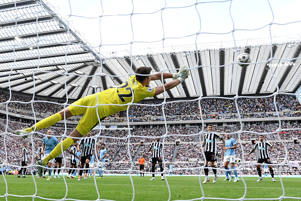 Newcastle United v Manchester City - Premier League