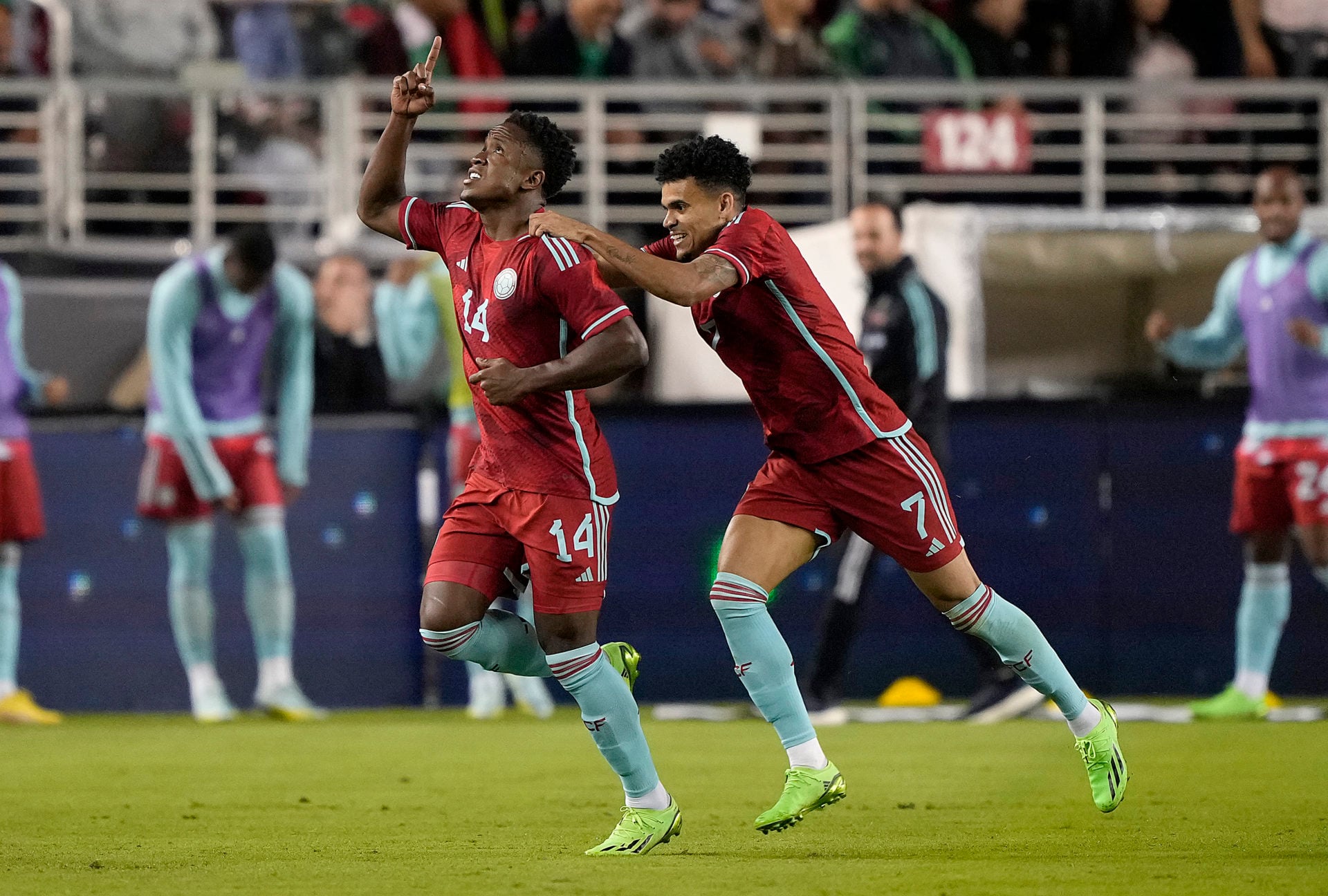 Colombia v Mexico