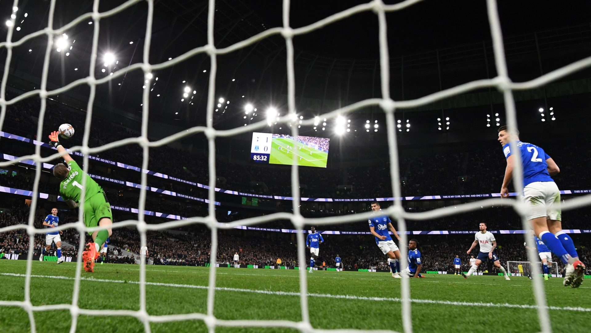FBL-ENG-PR-TOTTENHAM-EVERTON