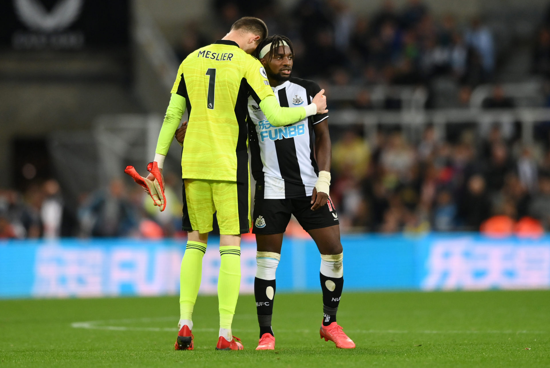 Newcastle United v Leeds United - Premier League