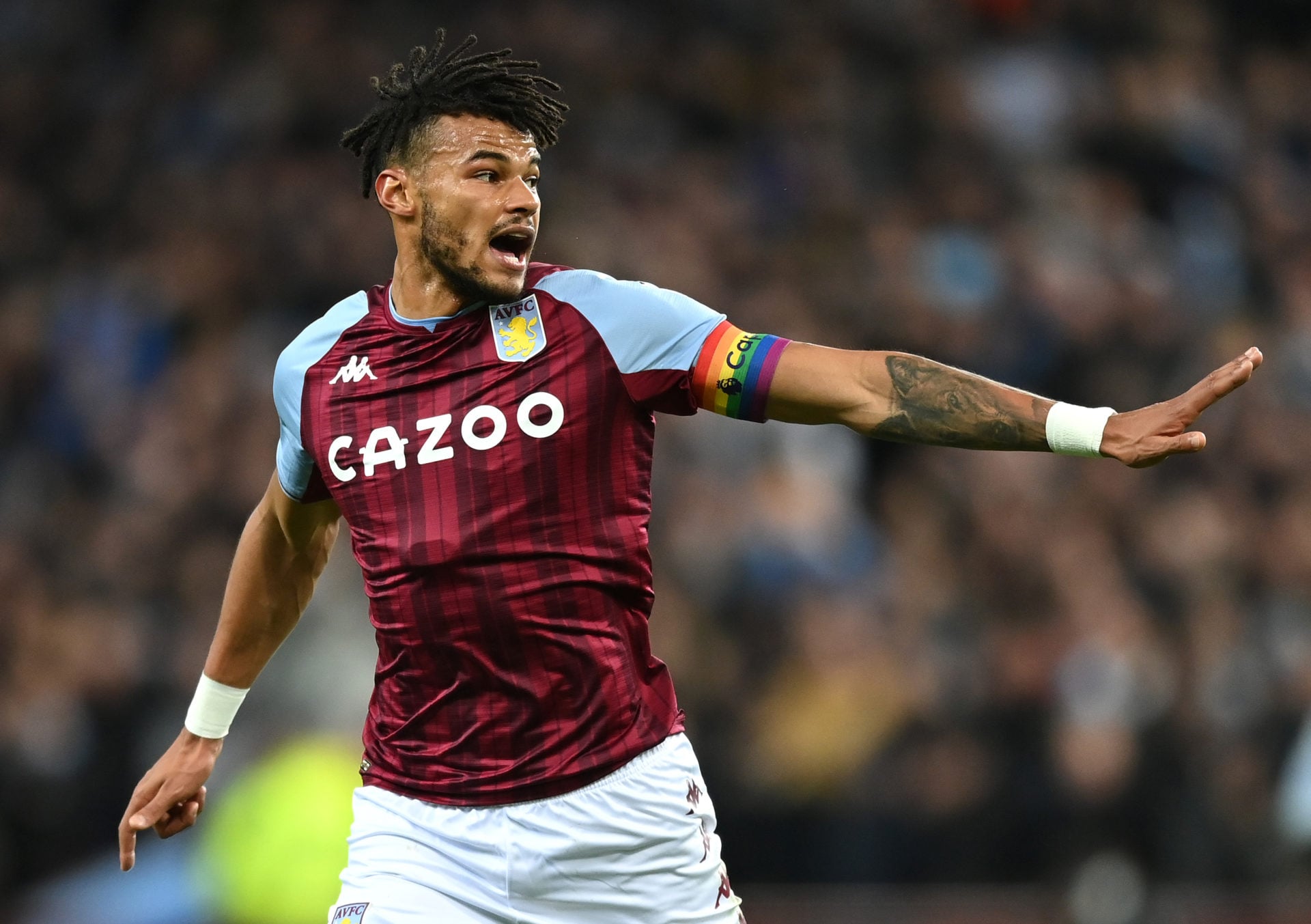 Aston Villa v Manchester City - Premier League