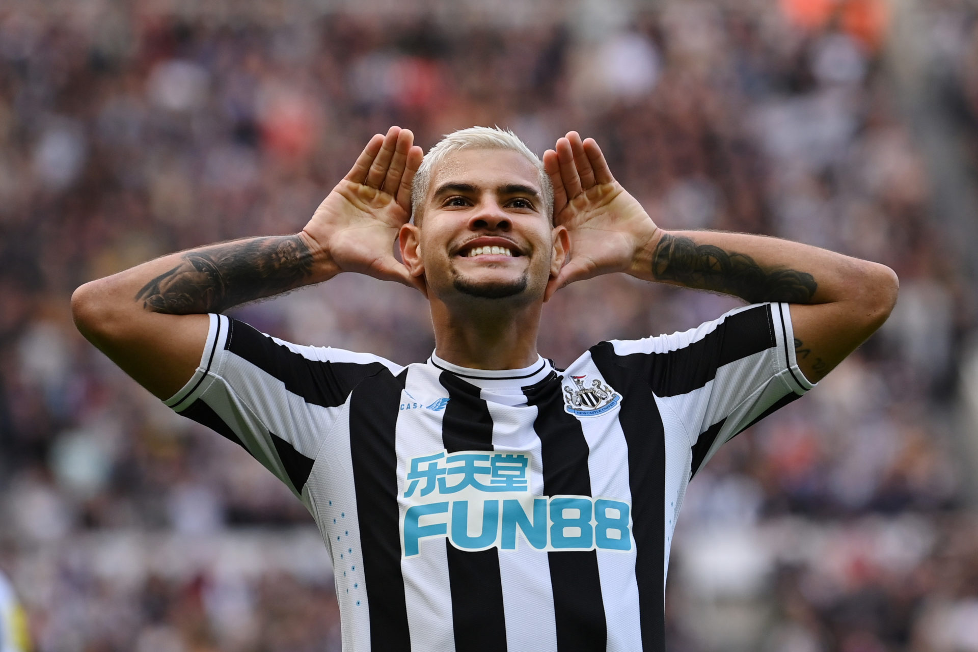 Newcastle United v Brentford FC - Premier League