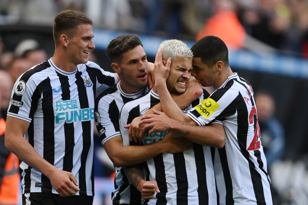 Newcastle United v Brentford FC - Premier League