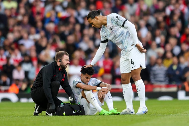 Report: What Luis Diaz did while walking through mixed zone on crutches at Emirates Stadium