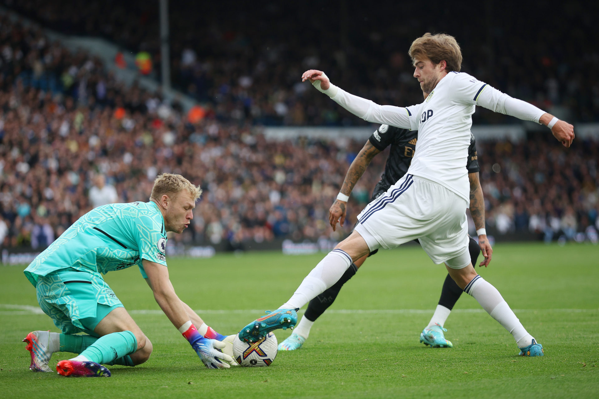 Leeds United v Arsenal FC - Premier League