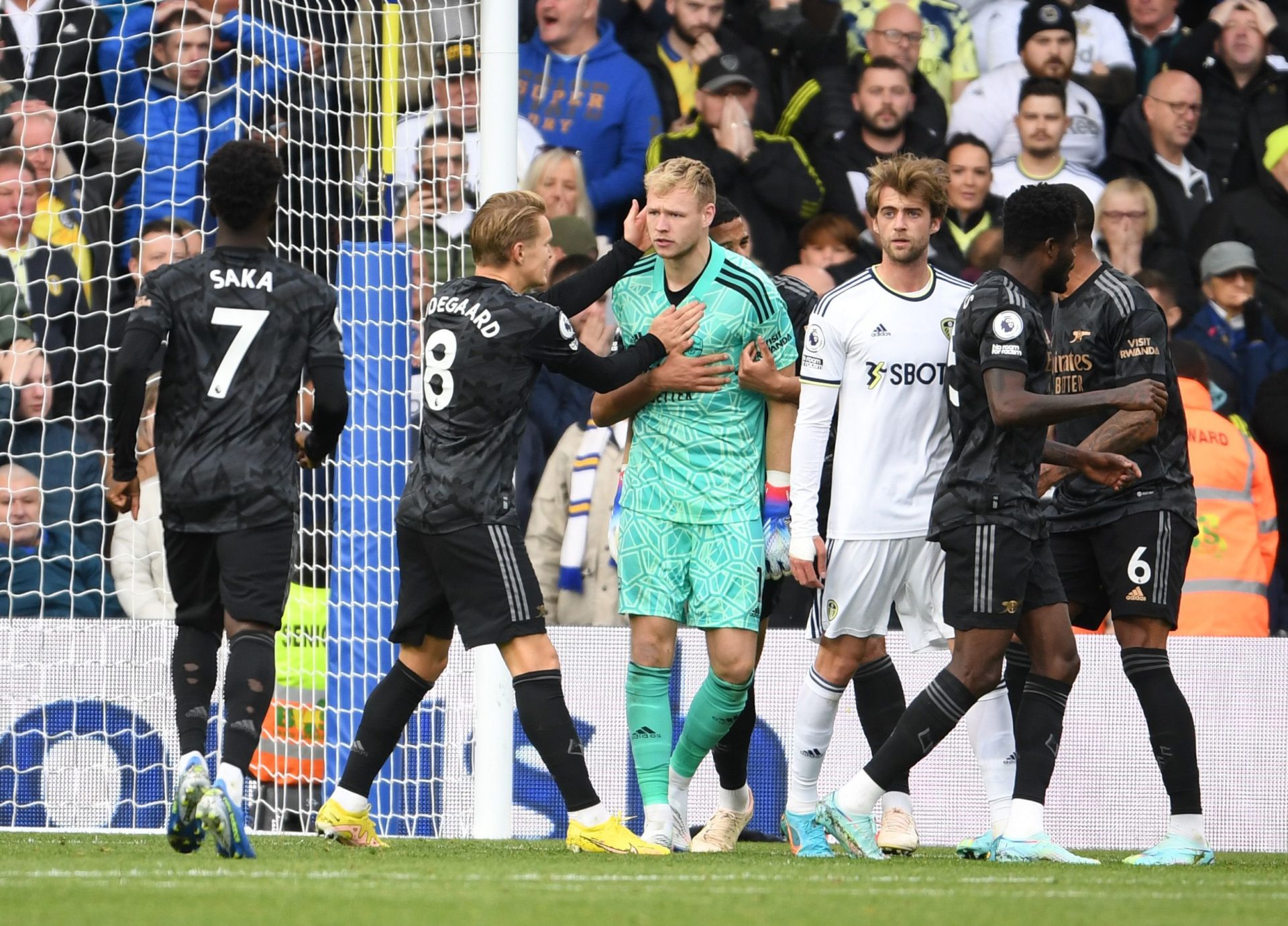 Leeds United v Arsenal FC - Premier League
