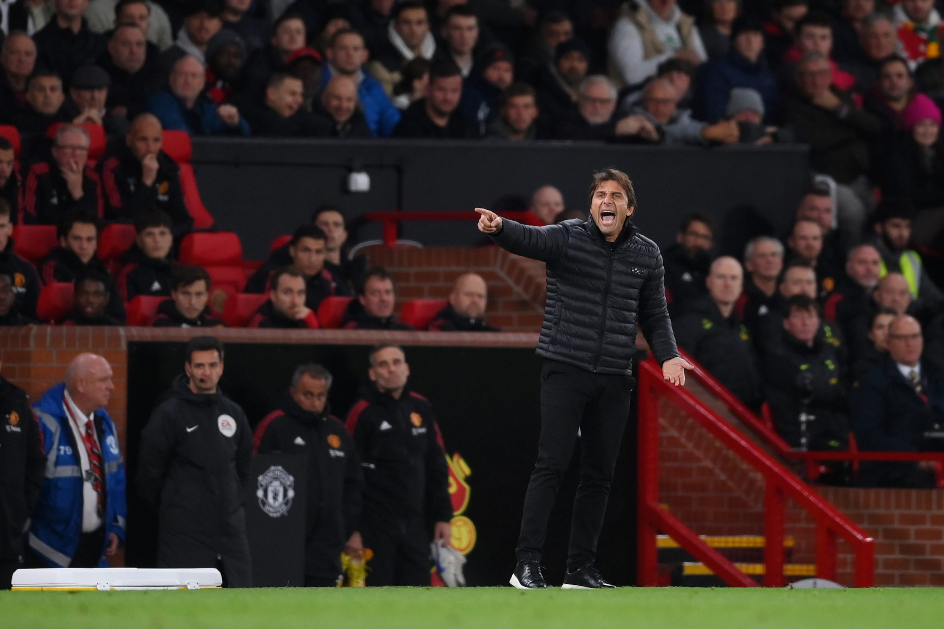 Manchester United v Tottenham Hotspur - Premier League