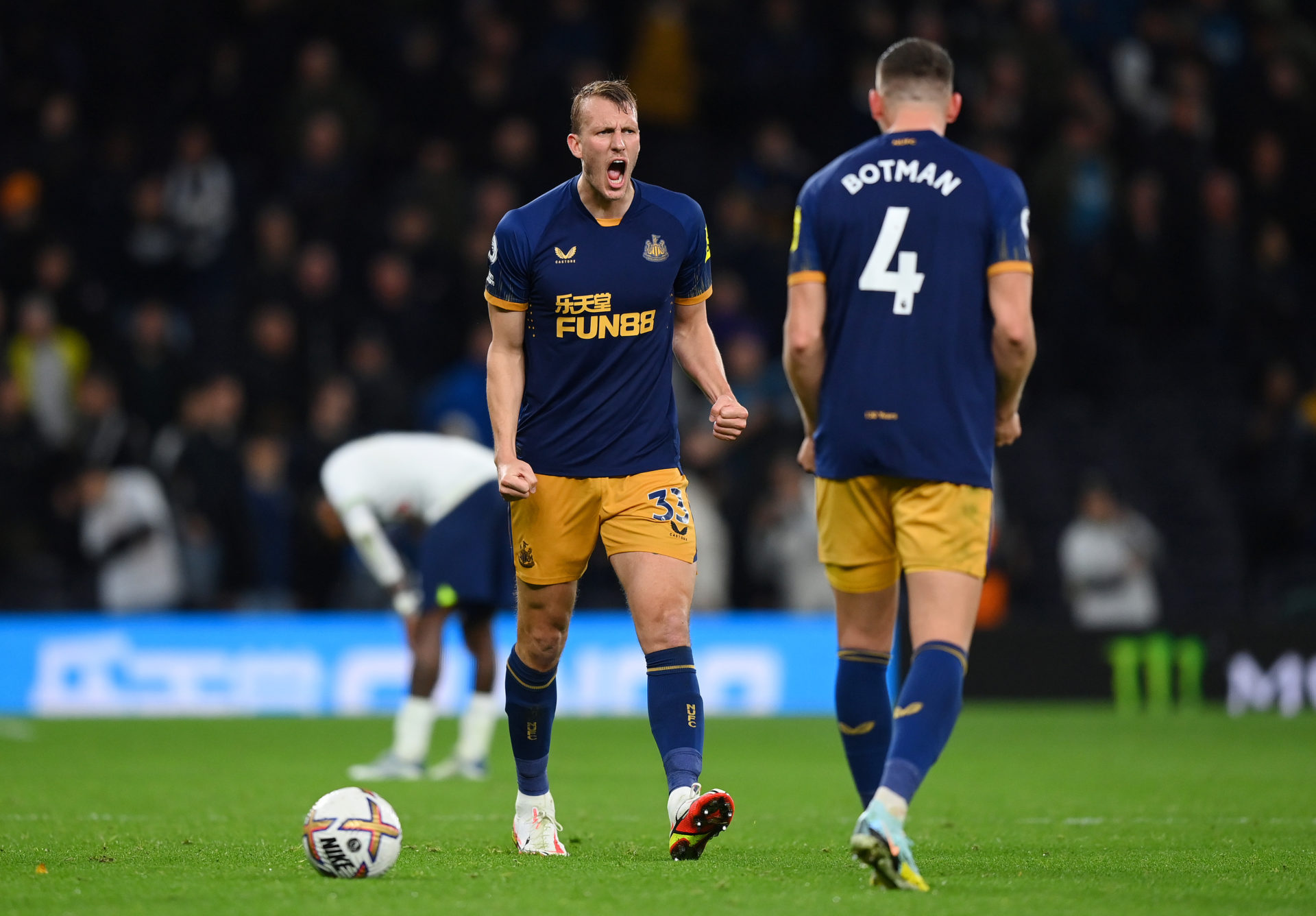 Tottenham Hotspur v Newcastle United - Premier League