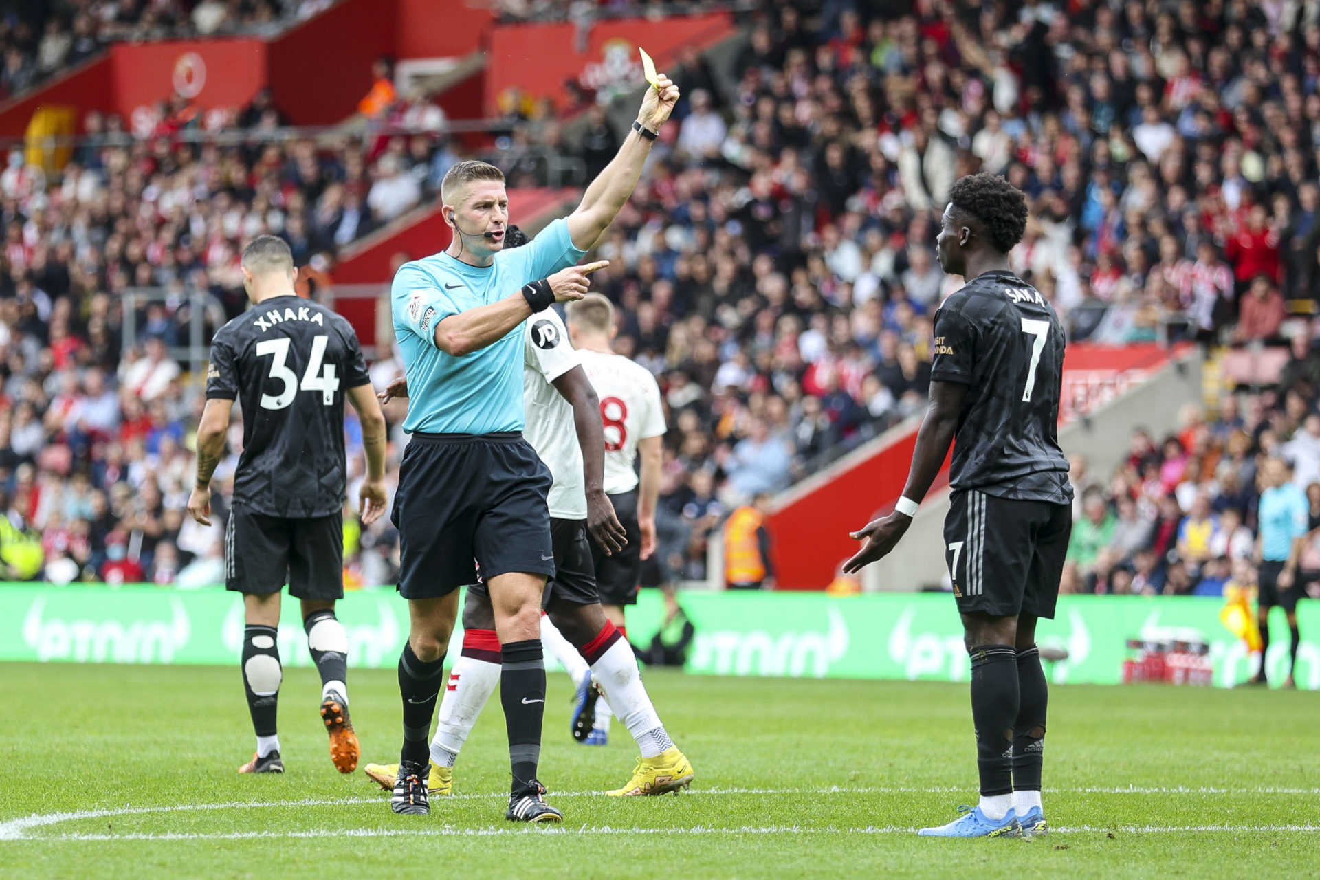 Southampton FC v Arsenal FC - Premier League